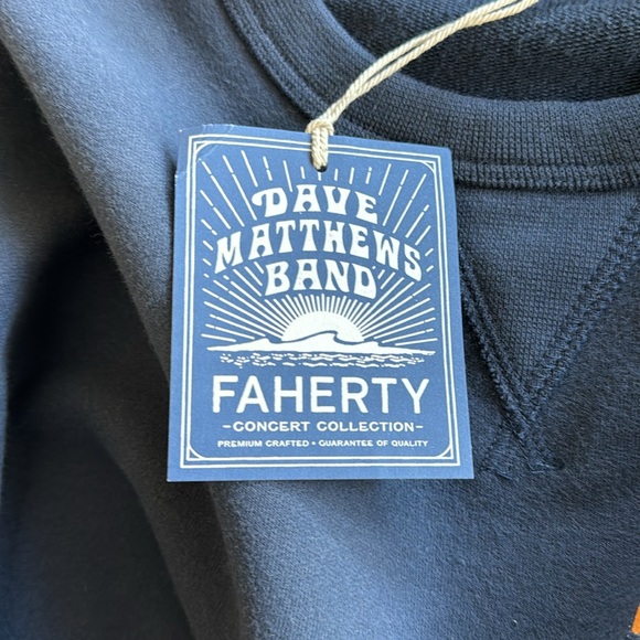 Faherty Concert Collection x Dave Matthews Band - Picture 5 of 8